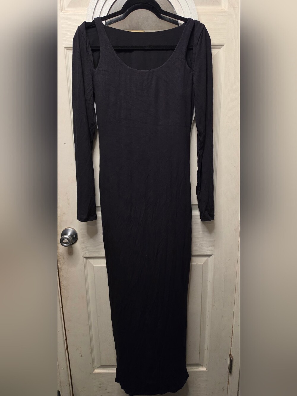 Shapellx Black Long Sleeve Scoop Neck Maxi Dress